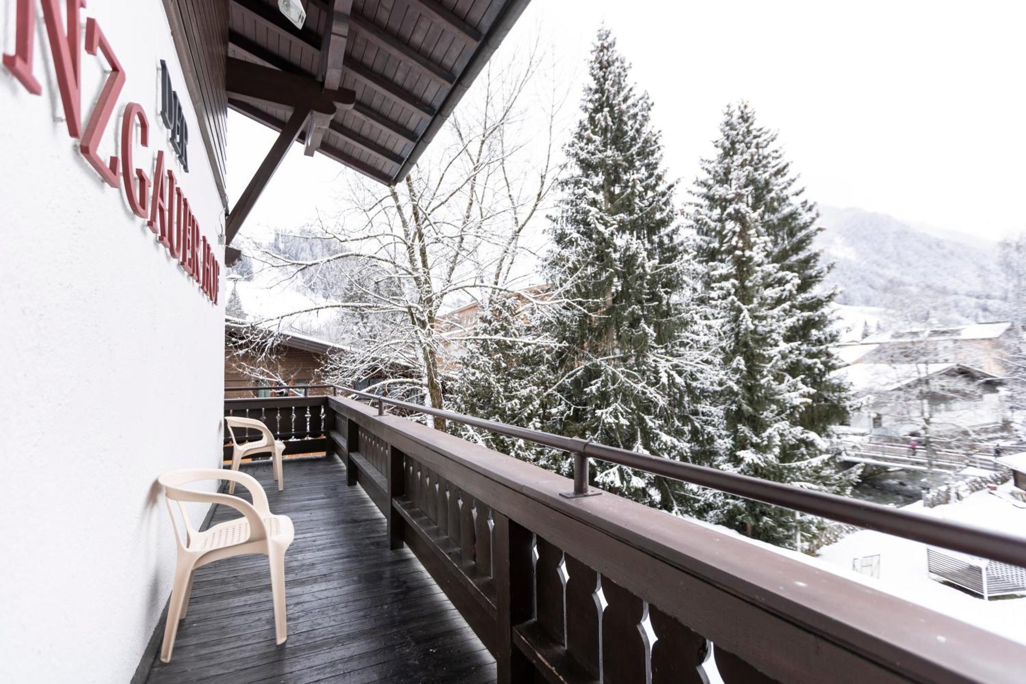 Hotel Pinzgauerhof - Inclusive Evening Dinner ซาลบาคฮินเทอร์เกลมม์ ภายนอก รูปภาพ